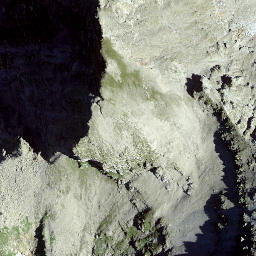 Satellite imagery of Cima di Balniscio, CH