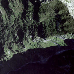 Satellite imagery of La Raspa, CH