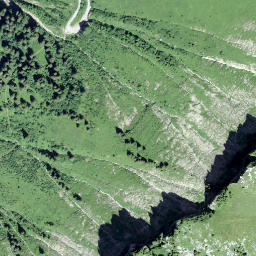 Satellite imagery of Col de Chaude, CH