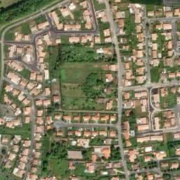 Satellite imagery of Ancienne abbaye Notre-Dame, FR