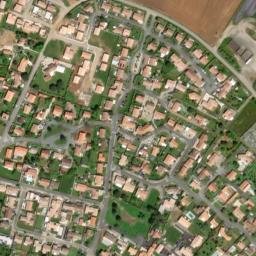 Satellite imagery of Ancienne abbaye Notre-Dame, FR