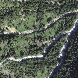 Satellite imagery of Raiada, CH