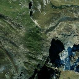 Satellite imagery of Crap da Chüern, CH