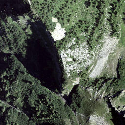 Satellite imagery of Mottan, CH
