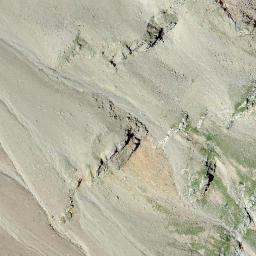 Satellite imagery of Cresta da Caral, CH