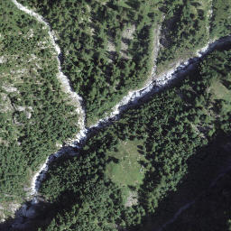 Satellite imagery of Matüra, CH
