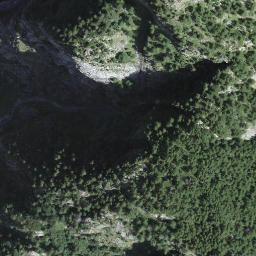 Satellite imagery of Matüra, CH