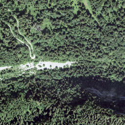 Satellite imagery of Fratsi, CH