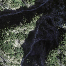 Satellite imagery of Medee di Pietro, CH