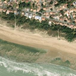 Satellite imagery of Pointe de la République, FR