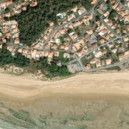 Satellite imagery of Pointe de la République, FR