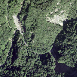 Satellite imagery of Le Suchet, CH