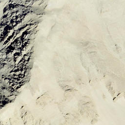 Satellite imagery of Grosse Huwetz, CH