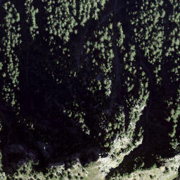 Satellite imagery of I Mot, CH