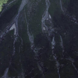 Satellite imagery of Sprügh Rosso, CH