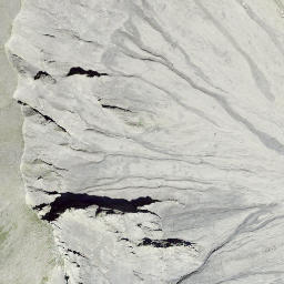 Satellite imagery of La Motte, CH