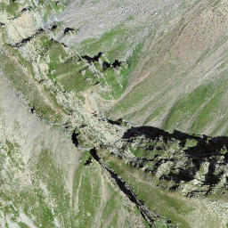 Satellite imagery of Cima del Rosso, CH