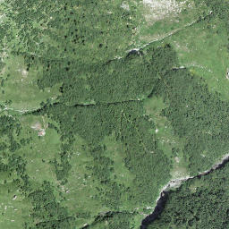 Satellite imagery of Sprügh Rosso, CH