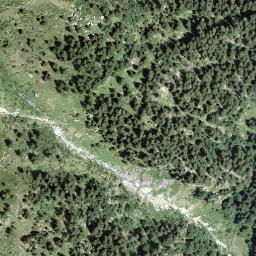 Satellite imagery of Cima di Piatto, CH