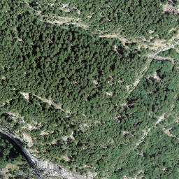 Satellite imagery of Cima di Basso, CH