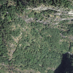 Satellite imagery of Cima di Basso, CH