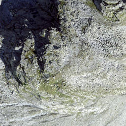 Satellite imagery of Punta da l'Albigna, CH