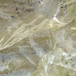Satellite imagery of L'Om, CH