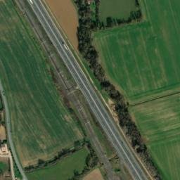 Satellite imagery of Château Saint-Léger, FR