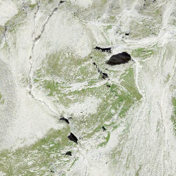 Satellite imagery of Cima delle Piodelle, CH