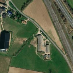 Satellite imagery of Château Saint-Léger, FR