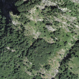 Satellite imagery of Agazzòi, CH