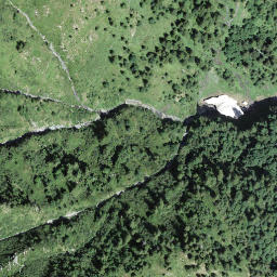 Satellite imagery of Cima di Precastello, CH