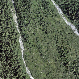 Satellite imagery of Fil Gordasc, CH