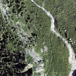 Satellite imagery of Fil Gordasc, CH