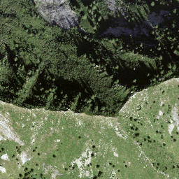 Satellite imagery of Cròs Pizzitt, CH