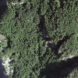 Satellite imagery of Sex Riond, CH