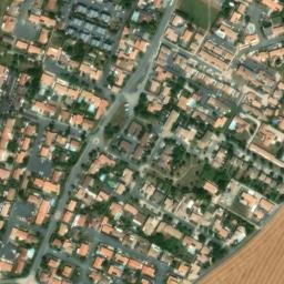 Satellite imagery of Pointe Saint-Clément, FR