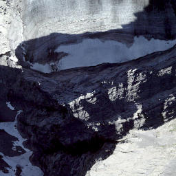 Satellite imagery of Le Pacheu, CH