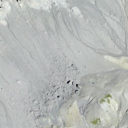 Satellite imagery of Le Pacheu, CH