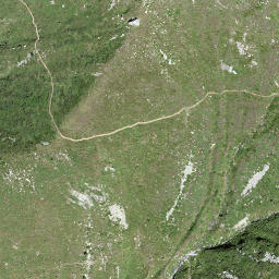 Satellite imagery of Cima, CH