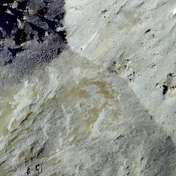 Satellite imagery of Chleis Grätji, CH