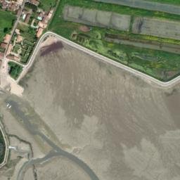 Satellite imagery of Pointe de Cande, FR