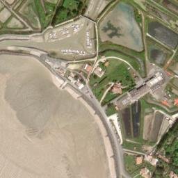 Satellite imagery of Pointe du Plomb, FR