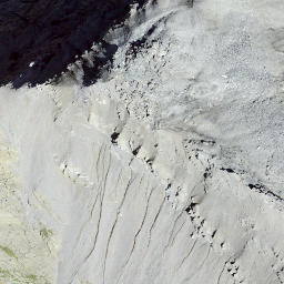 Satellite imagery of Tita Sèri, CH