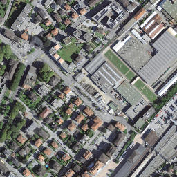 Satellite imagery of Castello di Montebello, CH