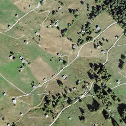 Satellite imagery of Crêta de Poë, CH