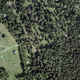 Satellite imagery of Crêta de Poë, CH