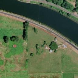 Satellite imagery of Alder Bluff, US