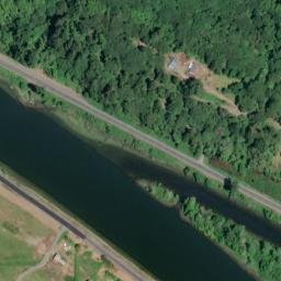 Satellite imagery of Alder Bluff, US
