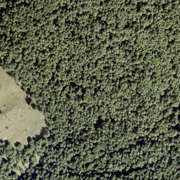 Satellite imagery of Crêta de Poë, CH